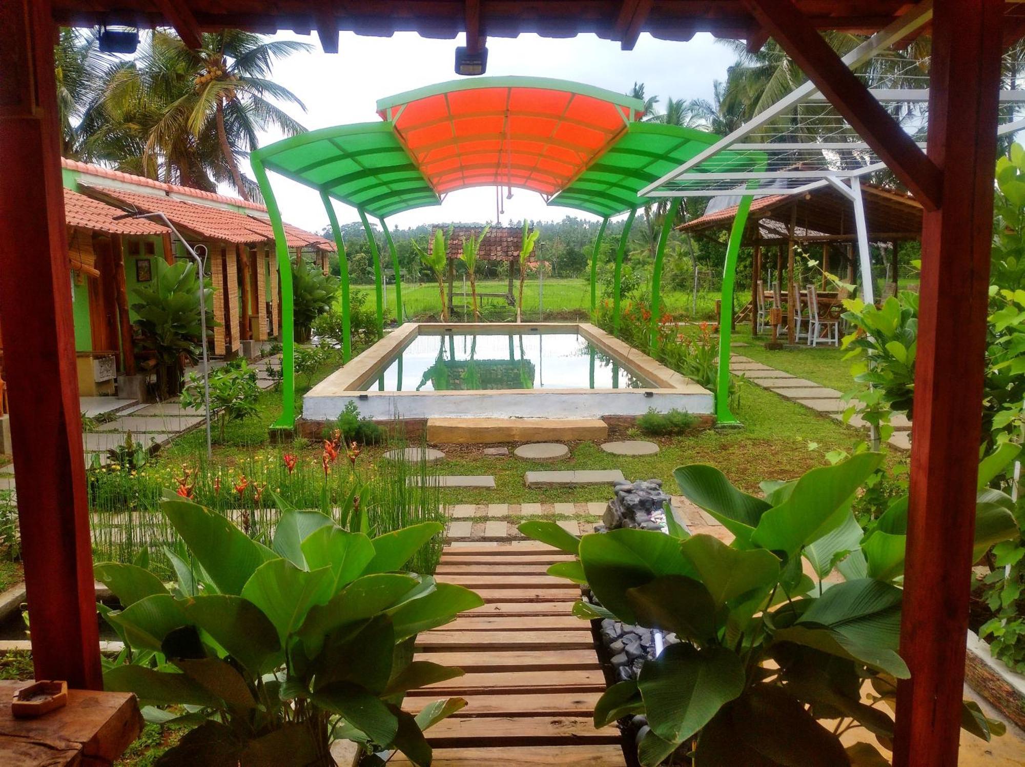 Wooden Kemiren Homestay Banyuwangi บันยูวังงี ภายนอก รูปภาพ