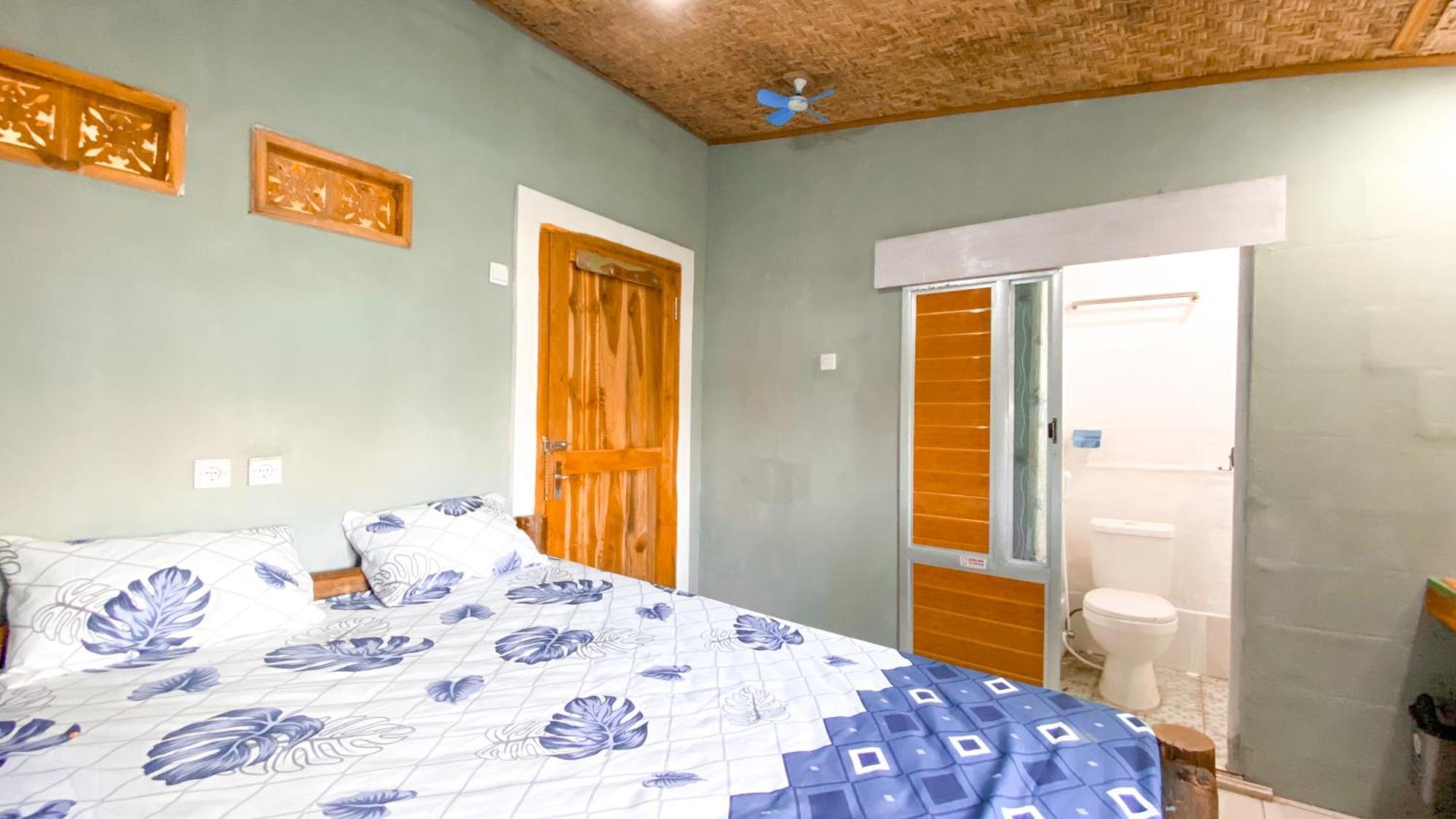 Wooden Kemiren Homestay Banyuwangi บันยูวังงี ภายนอก รูปภาพ